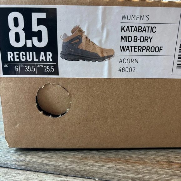 Oboz Boots NEW Women’s Sizes - Picture 13 of 13